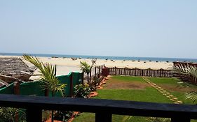 Klub Khavana- The Exclusive Beachfront Resort